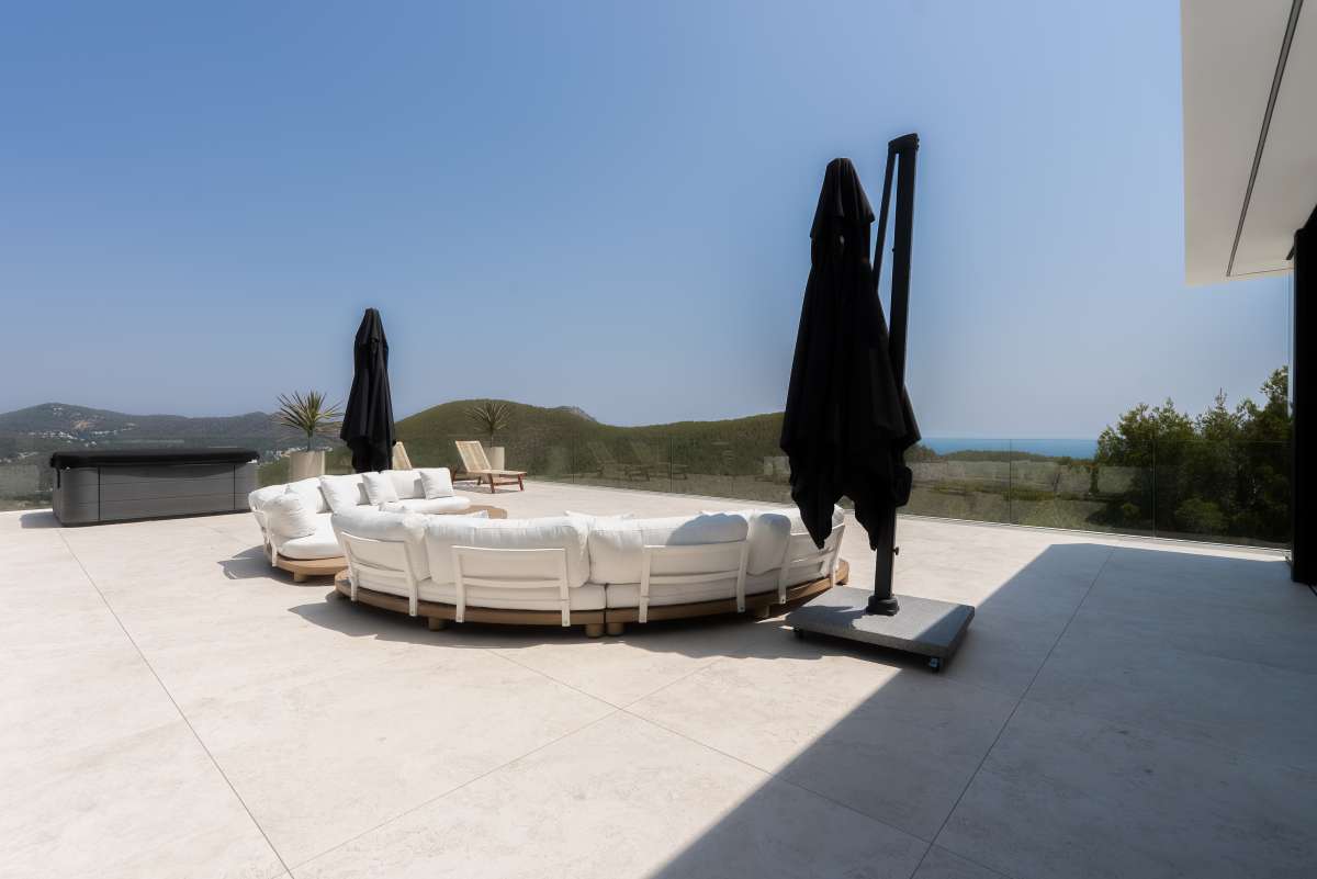 6 slaapkamer villa in Roca Llisa