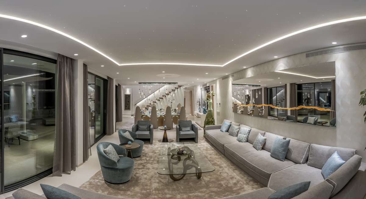 9 slaapkamer villa in Roca Llisa