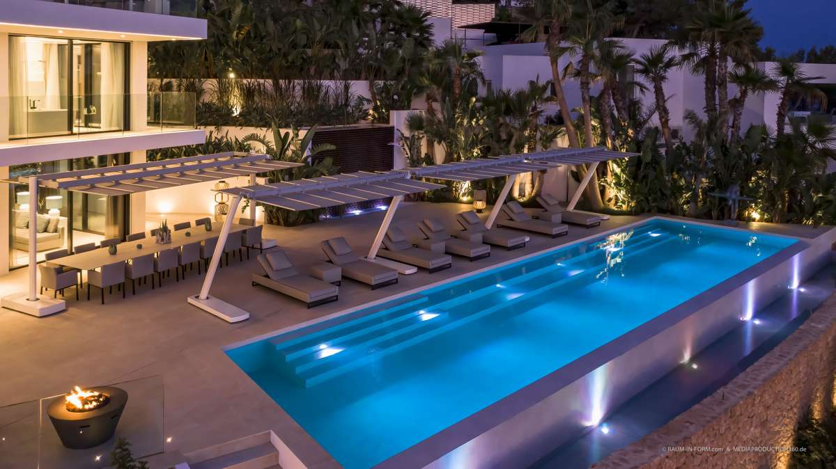 9 slaapkamer villa in Roca Llisa