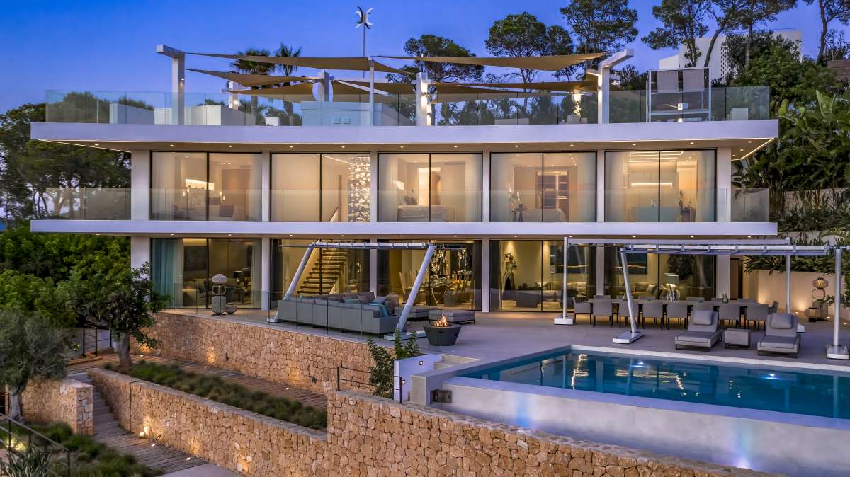 9 slaapkamer villa in Roca Llisa