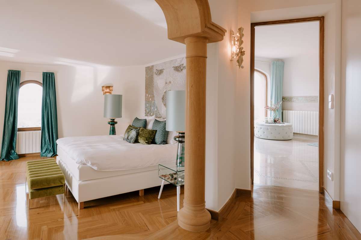 8 slaapkamer villa in Can Furnet