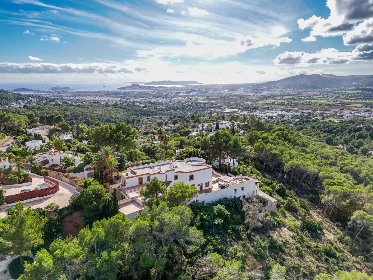 8 slaapkamer villa in Can Furnet