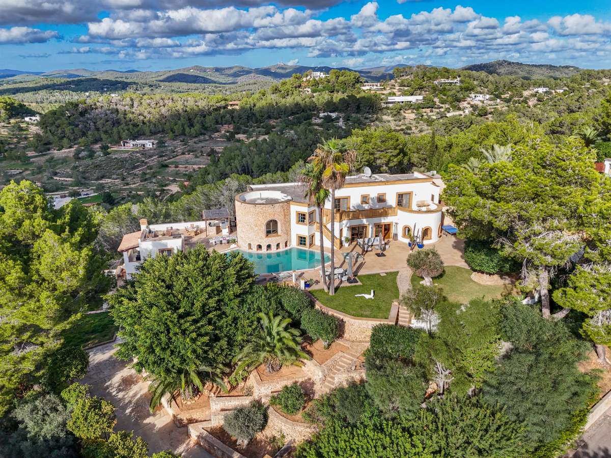 8 slaapkamer villa in Can Furnet