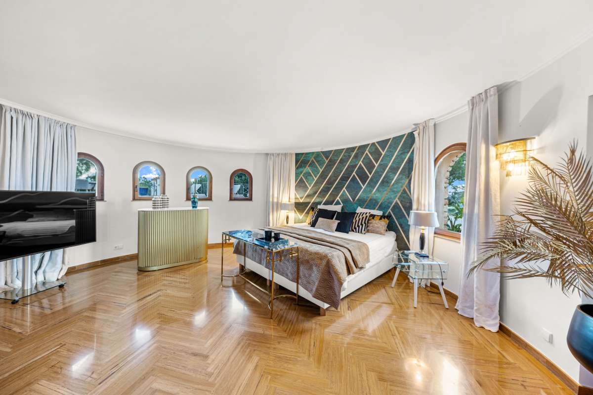 8 slaapkamer villa in Can Furnet