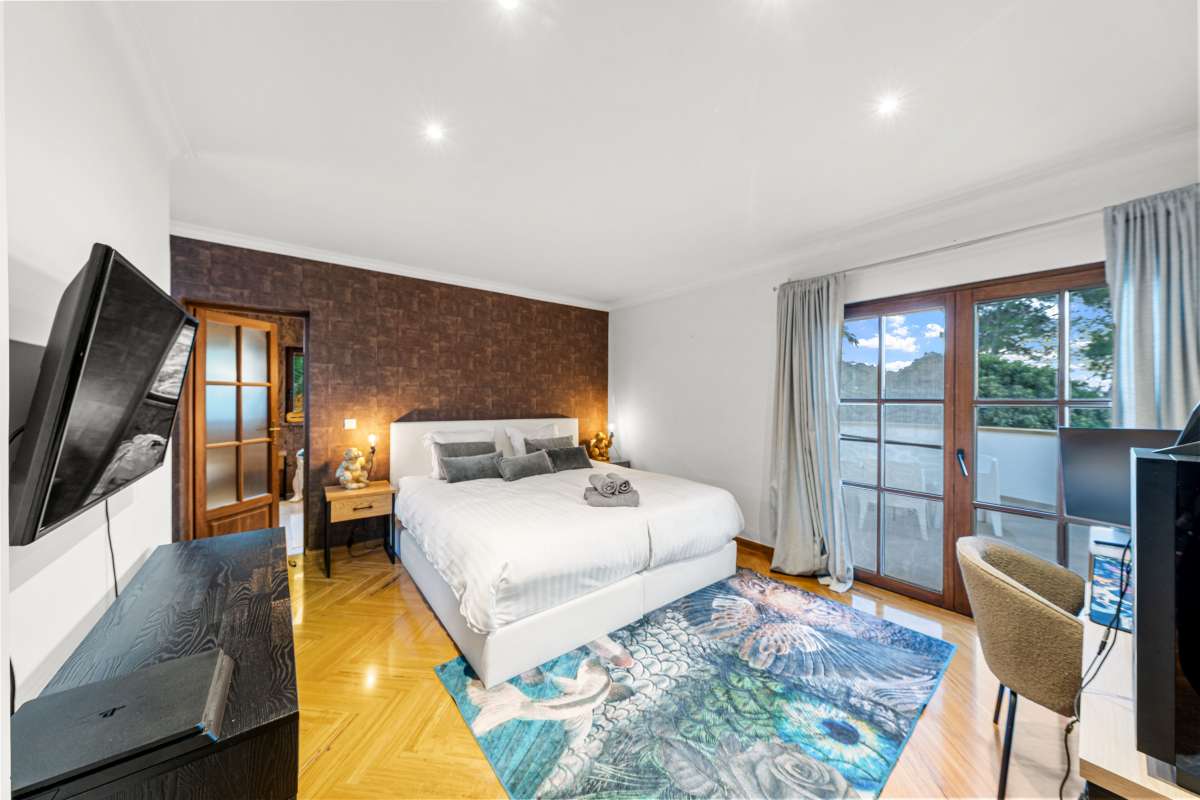 8 slaapkamer villa in Can Furnet