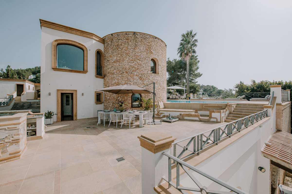 8 slaapkamer villa in Can Furnet