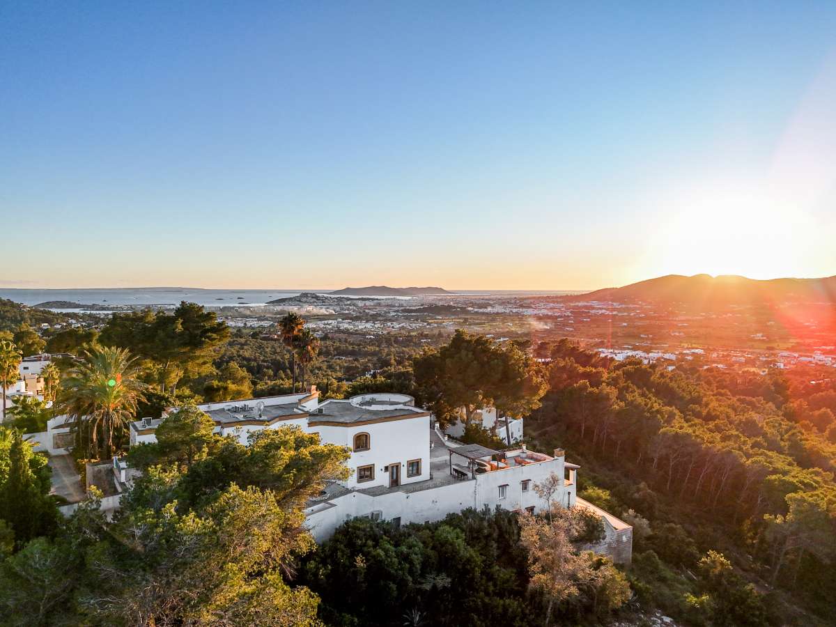 8 slaapkamer villa in Can Furnet