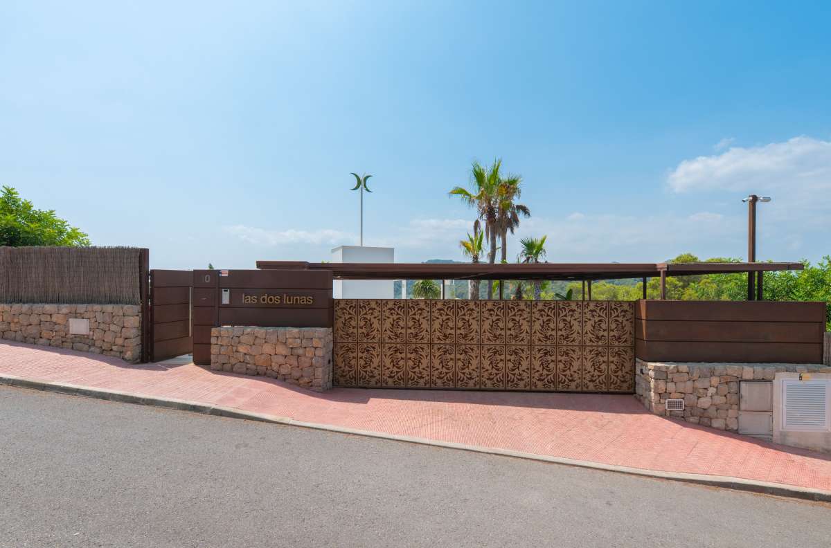 9 slaapkamer villa in Roca Llisa