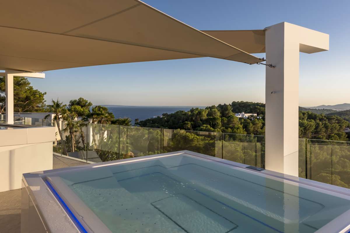 9 slaapkamer villa in Roca Llisa